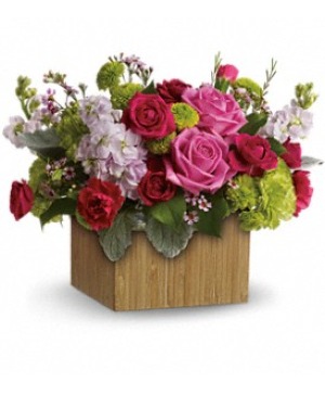 GARDEN DELIGHT FLOWER ARRANGEMENT